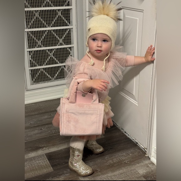 Meet your Posher, Dawn (& Marlie)💕🌷 - Picture 7 of 9